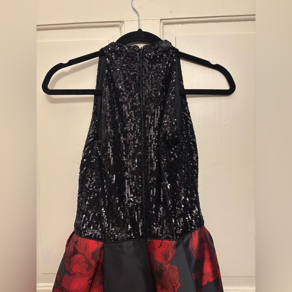 Carmen Marc Valvo Infusion V-Neck Halter Sparkle Satin Floral Gown - Picture 4 of 7